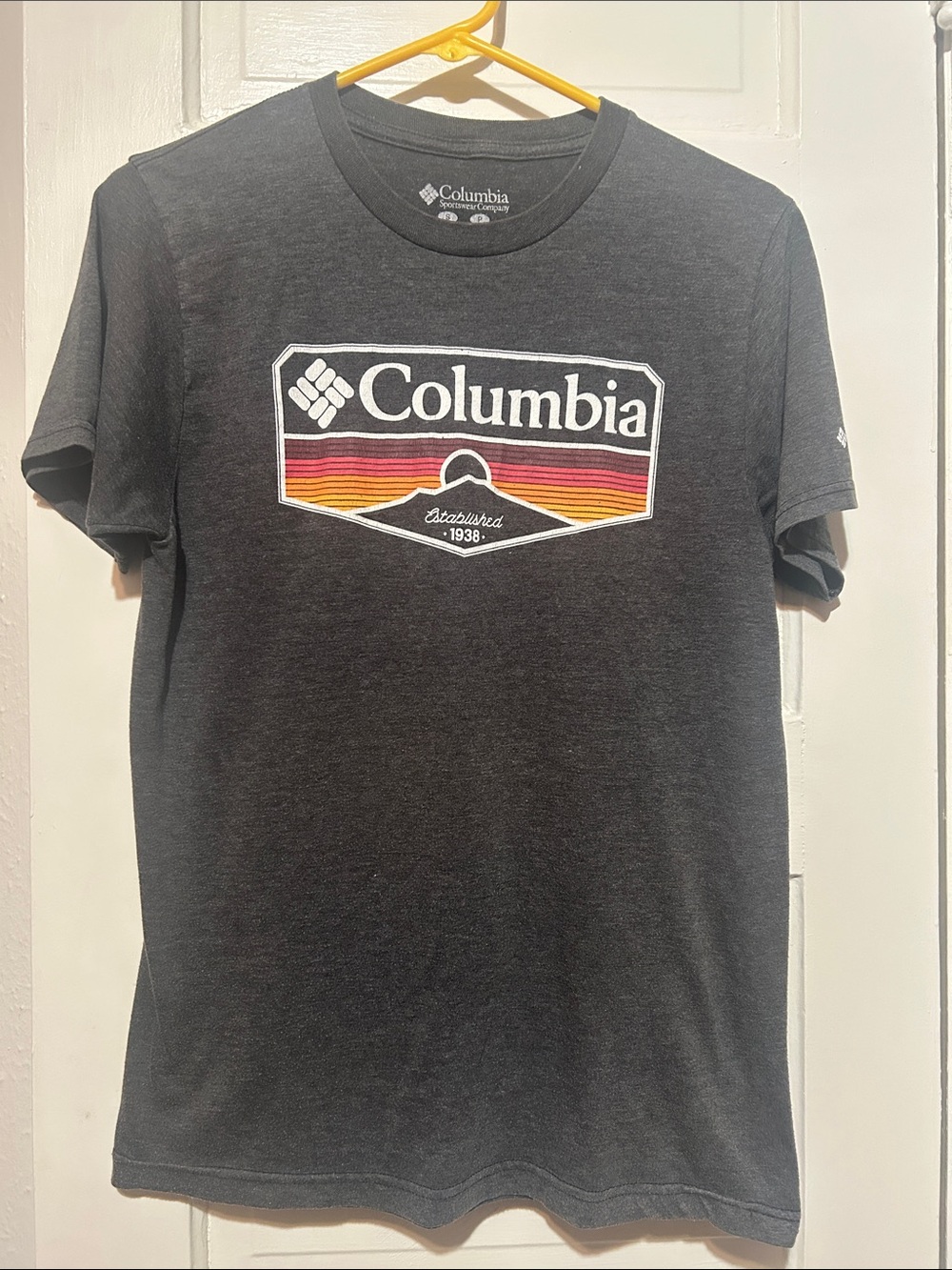 Columbia Black Short-Sleeve Logo Tee with Sunset Stripe